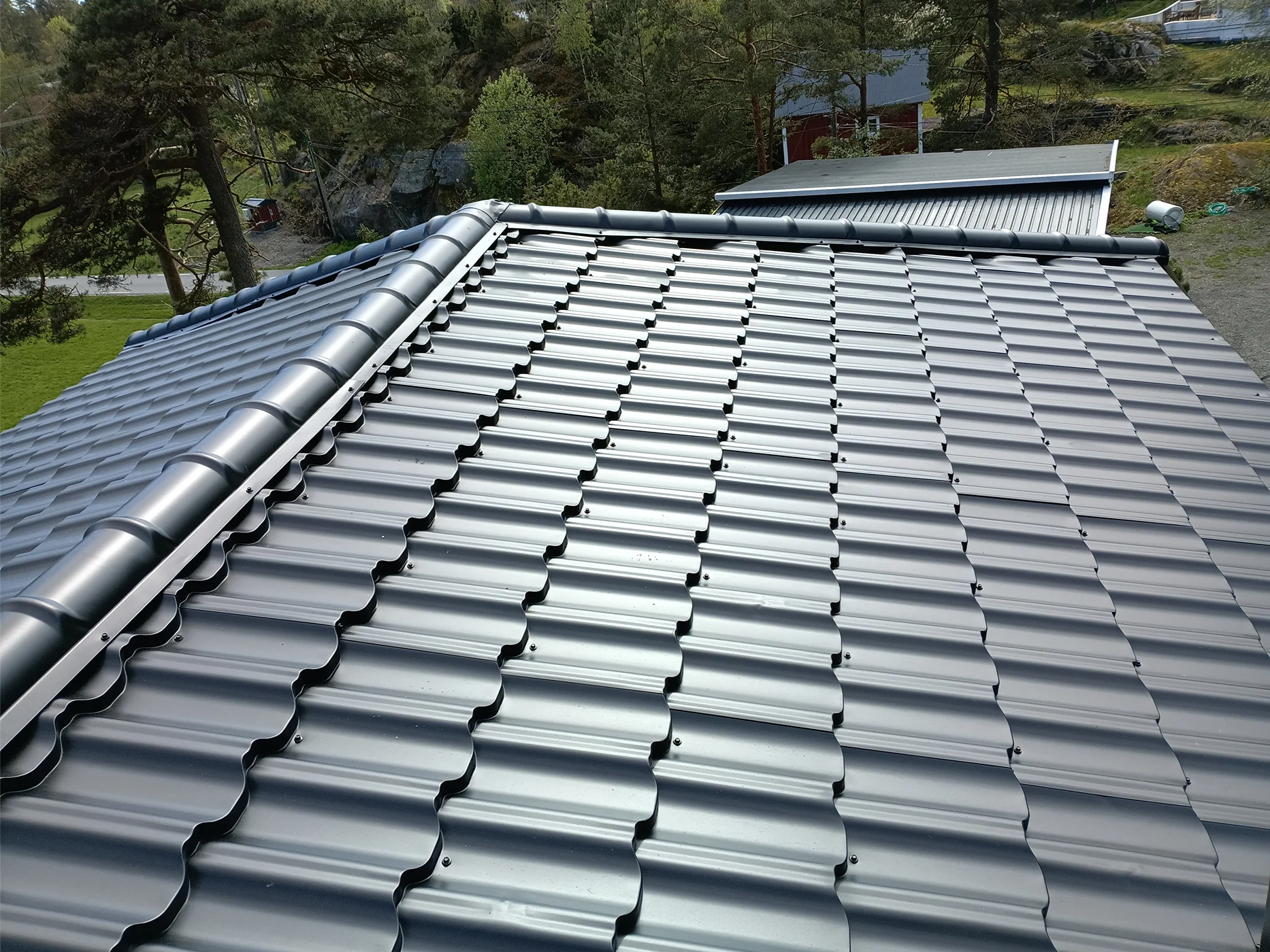 Modern standing seam metal roof installation